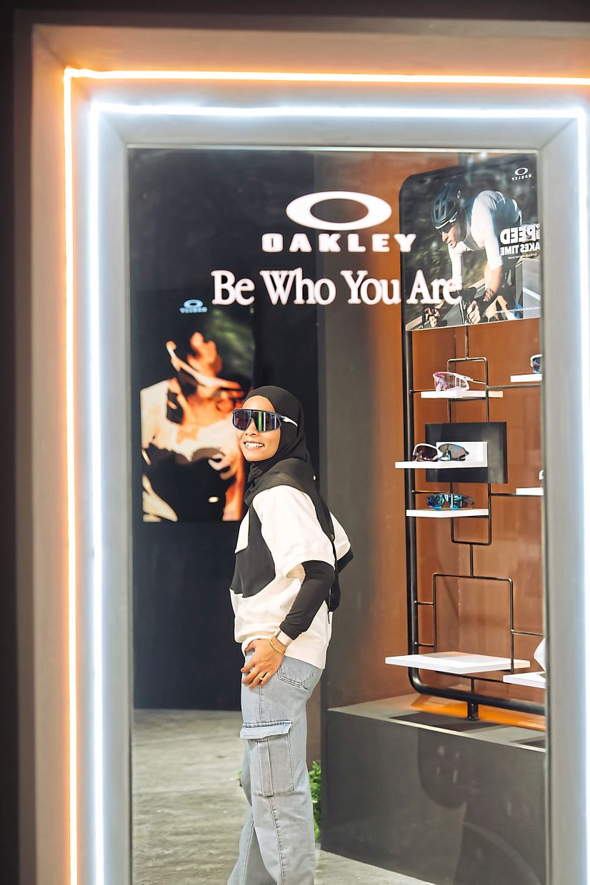 Athletes like Nur Aisyah Mohamad Zubir are redefining brand partnerships by bringing passion and drive to the spotlight. Photo: Oakley