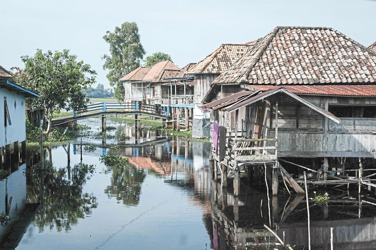 A traditional raised stilt houses in Bangsal.