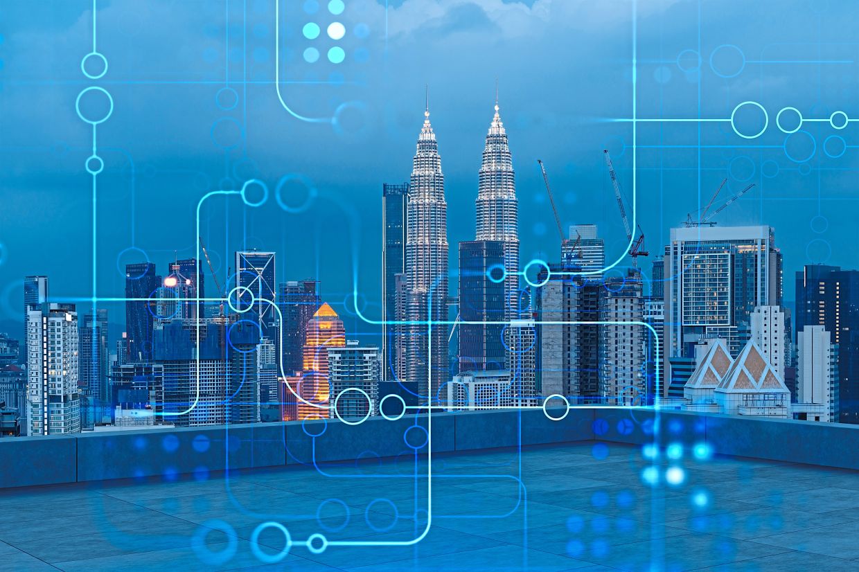 Malaysia, China to unlock services sector's potential in digital, green tech