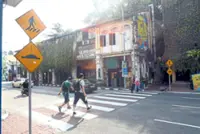 Perilous walk at Jln Sultan Yussof zebra crossing