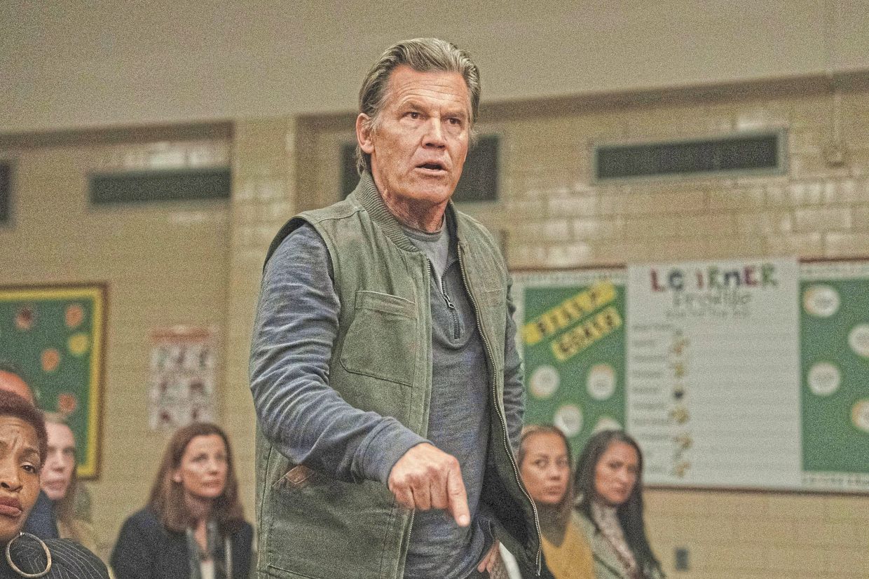 Thanos was beginning to regret not wiping out the other half of the universe.