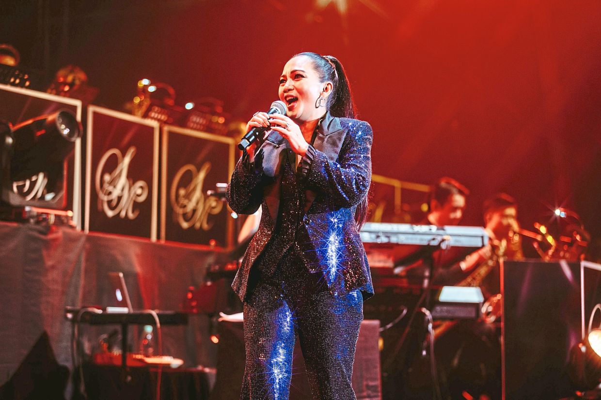 Sheila Majid has always managed to bring all Malaysians, regardless of their races, together at her sold-out concerts.