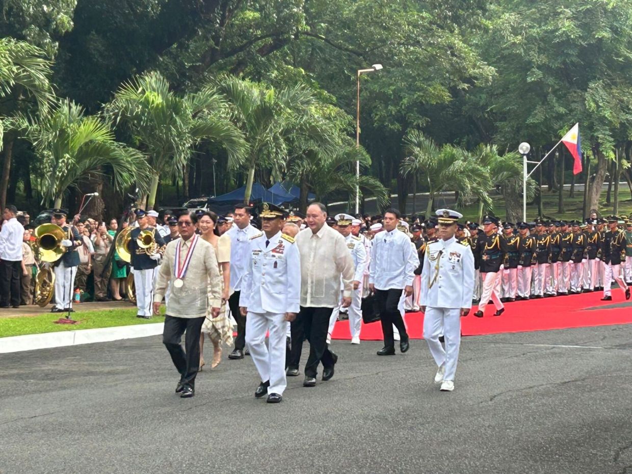 Marcos condemns corruption, abuse as nation marks National Heroes Day