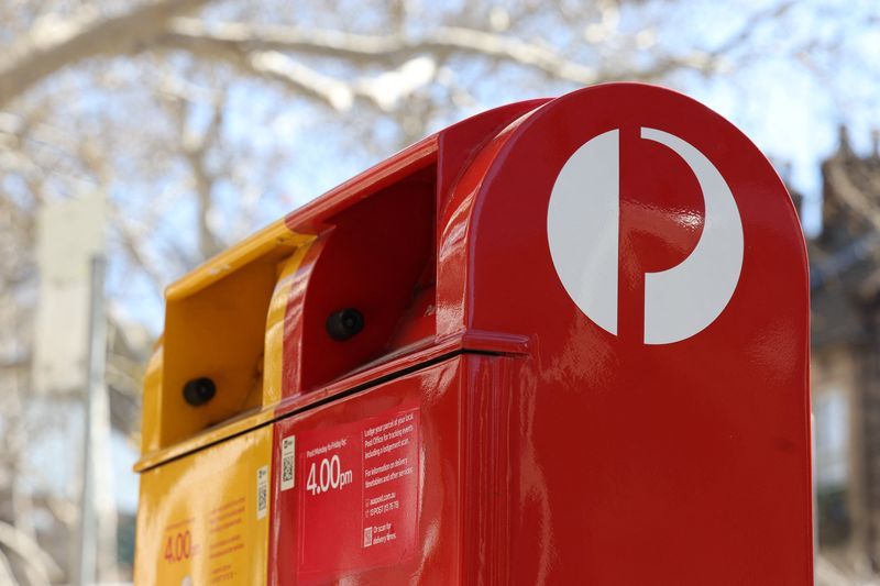 Australia Post pauses US-bound parcel shipments