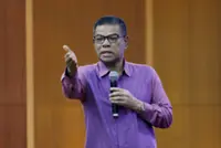 Two firms secured government contracts over RM500mil, says Saifuddin