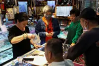 China seeks a silver lining as it tells companies to target older consumers