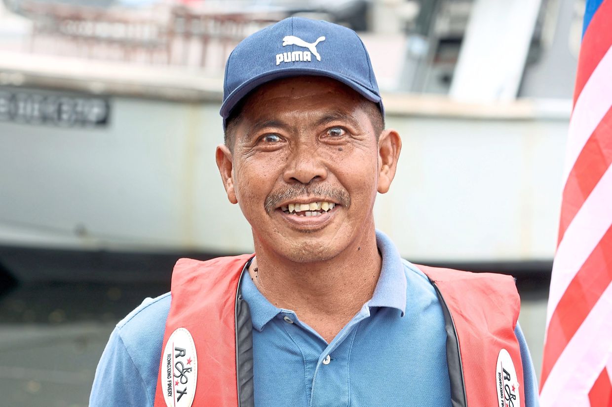 Kamaruddin: Boat convoy symbolic of our love for the nation.