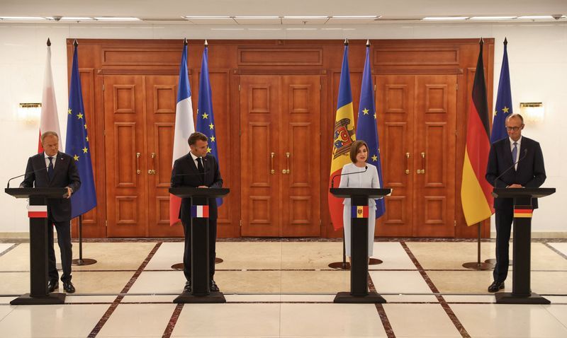 German, Polish, French leaders visit Moldova in pre-election show of support for pro-EU president