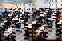 South Korea to ban mobile phones in school classrooms