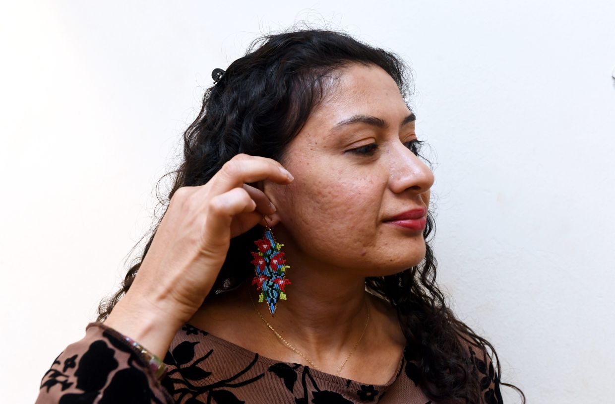 Bead crafter Sharmila Kaur .—AZHAR MAHFOF/The Star