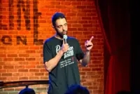 US comedian cries censorship in Singapore, regulators reject claim