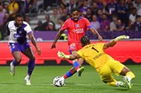 Soccer-Neves hat-trick steals show as PSG outclass Toulouse 6-3