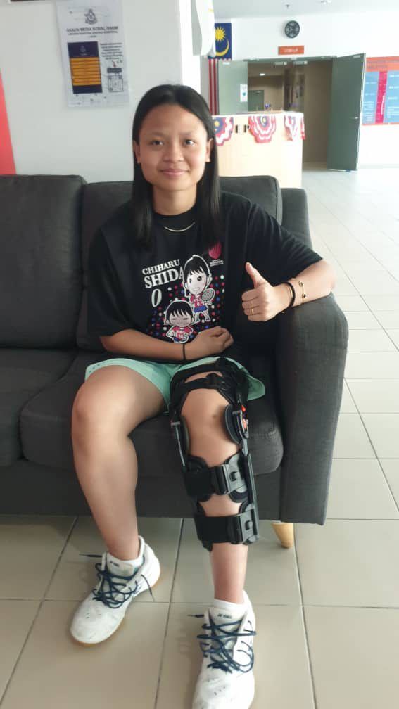 Positive mindset: Dania Sofea Zaidi giving a thumbs-up.