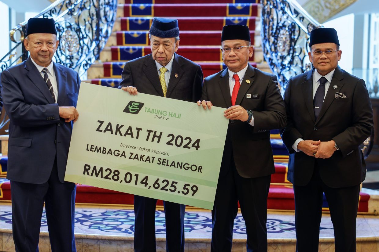 Selangor Sultan receives RM64.97mil in business, income zakat contributions