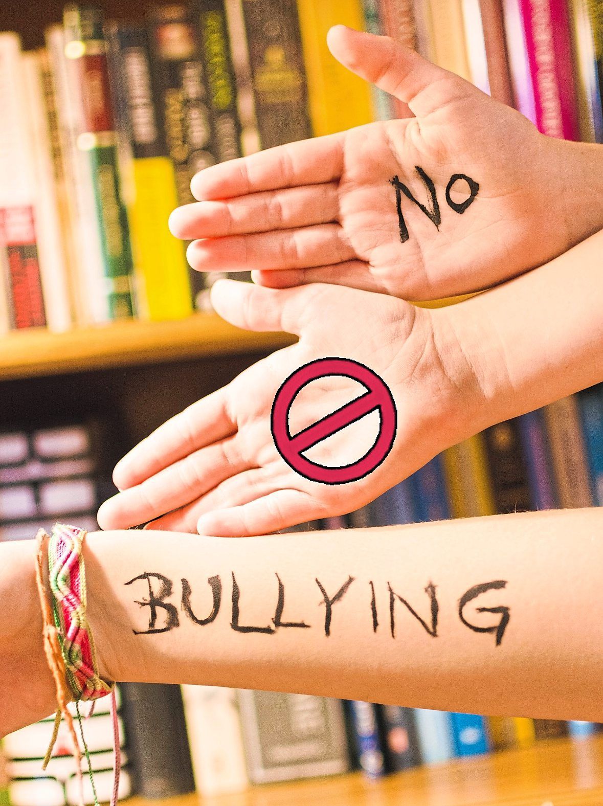 WAO says by teaching empathy and compassion, modelling respect and raising mindful digital citizens, we can raise a generation that says no to bullying and embraces kindness. Photo: Freepik