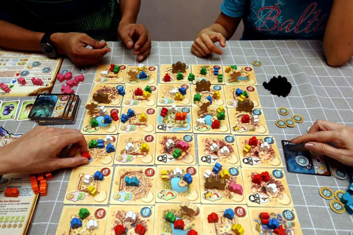 Don’t stress if you don’t fully understand the game initially. Sit in, observe a round, then join the next.