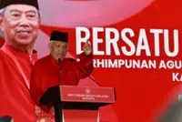 Hamzah pledges loyalty to Muhyiddin and Bersatu at AGM