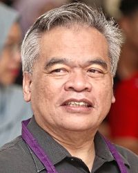 Azim: The projects can feature elevated walkways linking housing units to train stations.