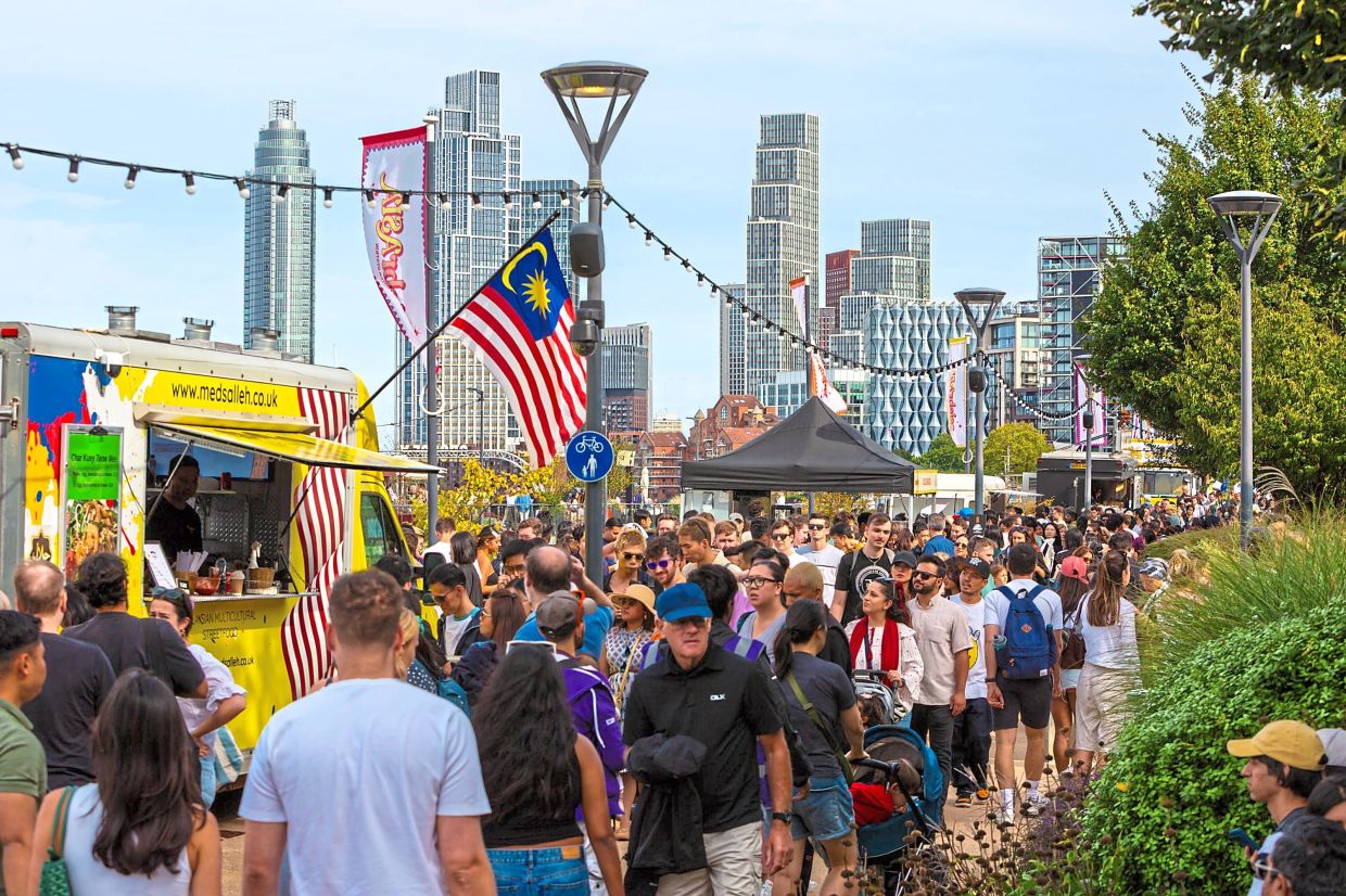 CelebrASIA, held from Sept 5-7, drew a record-breaking 176,000 visitors to experience South-East Asian performances, crafts, food and culture. Photo: Charlie Round Turner