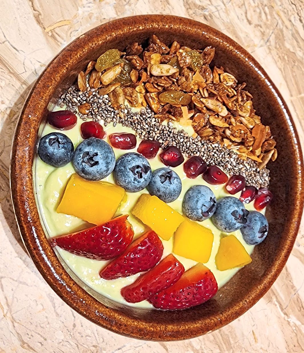The smoothie bowl is a great perk-me-up for those looking for a healthy start to the day. — ABIRAMI DURAI/The Star
