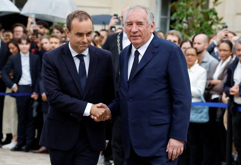 France&#039;s new prime minister takes office amid anti-government protests