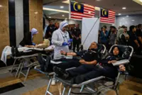 Salute to cop’s 53 blood donations