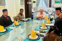 King attends briefing on Segamat earthquakes