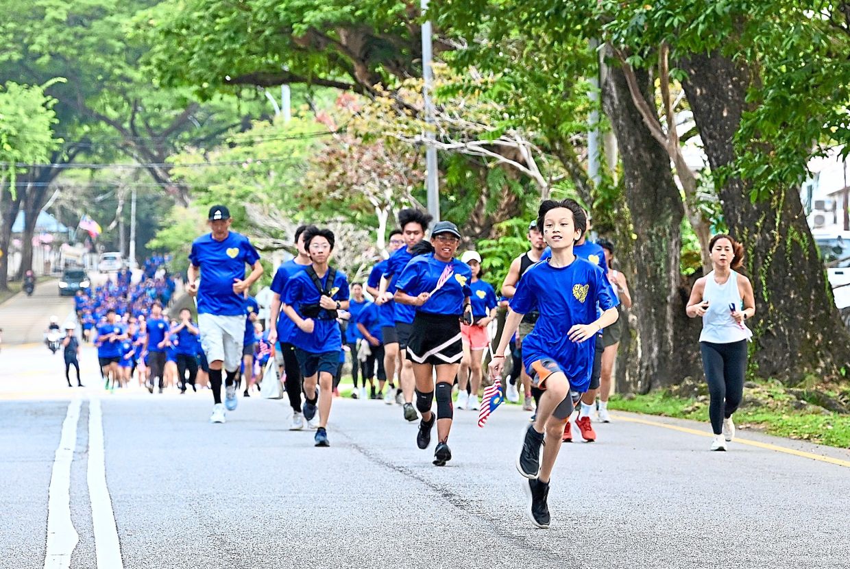 Some participants taking off like rockets while others walk at a steady pace.