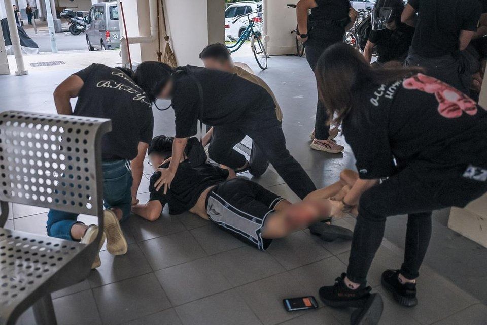 Gorgeous 1 Dead, Another Injured In Telok Blangah; Man Arrested: Police Background Collection Gorgeous 1 Dead, Another Injured In Telok Blangah; Man Arrested: Police Background Collection