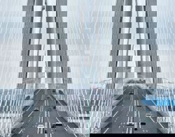 China builds record-smashing mega bridge with technology never seen before