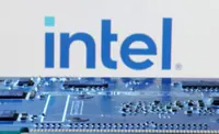 Intel trims full-year expense outlook following Altera stake sale