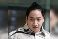 Man in Singapore choked pregnant girlfriend, trapped her in room; she climbed out window to escape