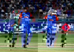 Cricket-Pakistan coach disappointed India did not shake hands at Asia Cup