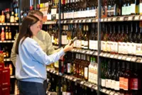 How to pick a good bottle of wine – taste, vintage, sustainability