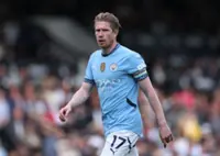 Soccer-De Bruyne returns to Etihad as City face Napoli in Champions League