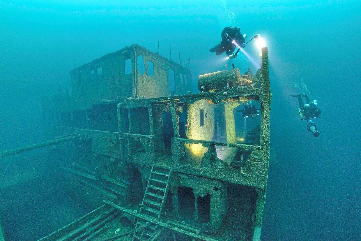 A chilly dive off Bergen, where many wrecks can be explored. — ALEX DAWSON/Verband Deutscher Sporttaucher e.V/dpa