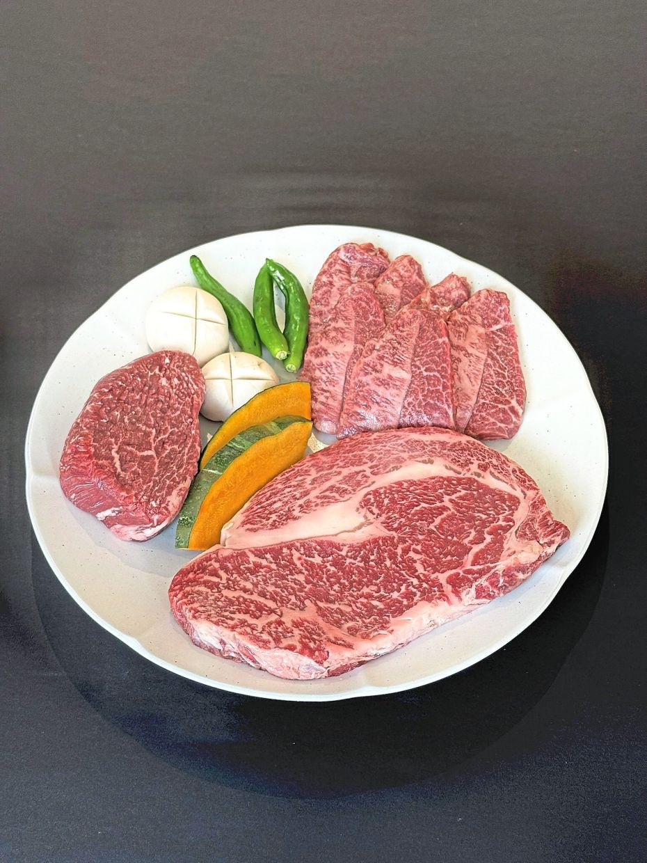 Kung Jung offers a premium Korean barbecue experience enhanced with MiGyeongSan Hanwoo beef, which is the beef attained from virgin cows. — Kung Jung