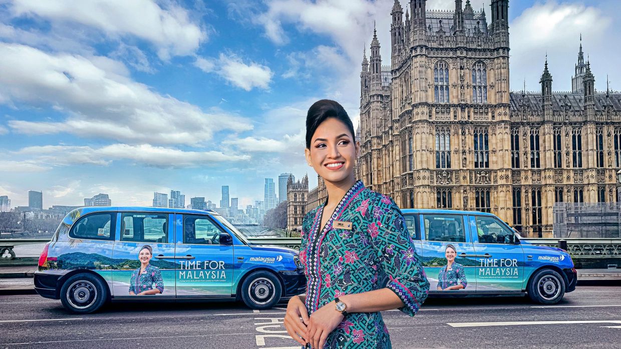 Malaysia Airlines tram wraps in Australia and taxi wraps in London