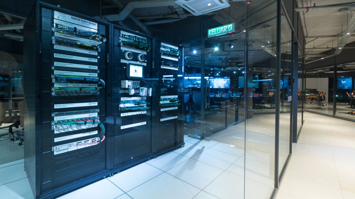 At APU’s Security Operations Centre, students gain experience in understanding and formulating defence strategies, preparing them to handle real cyber threats. — APU