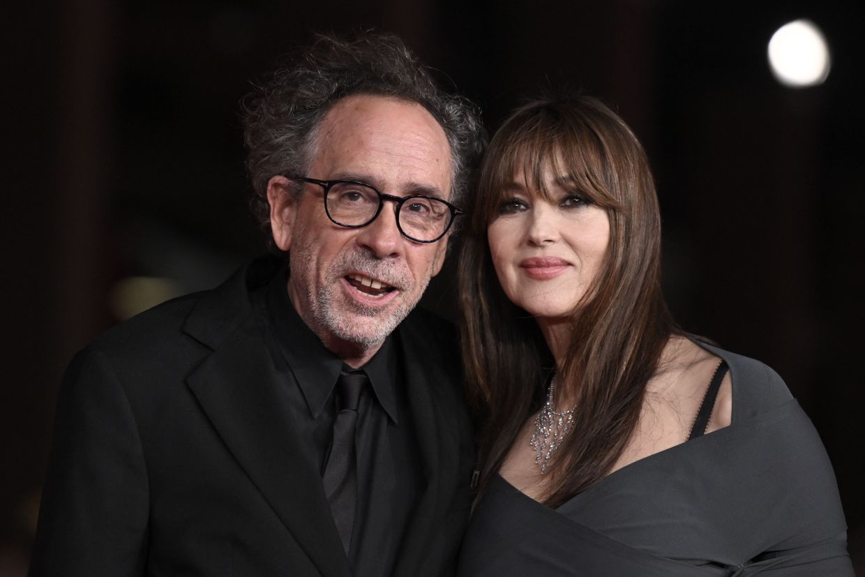 Regisseur Tim Burton und Schauspielerin Monica Bellucci geben Trennung ...