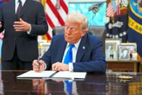 Tech giants warn foreign workers about travelling