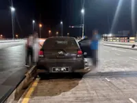 JPJ goes undercover, nabs illegal taxi who forced tourist to pay RM800 for ride