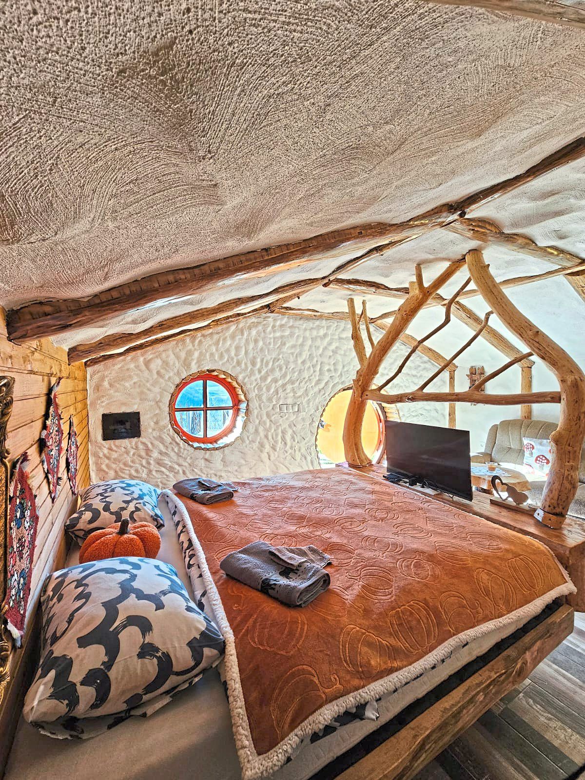 The hobbit houses are usually furnished according to the theme. — Kresevo Hobbiton