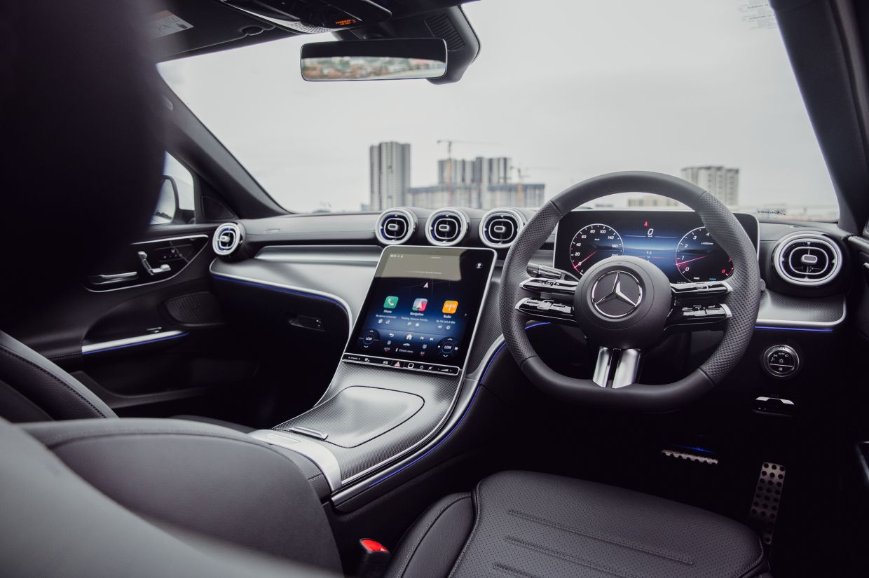 Inside, the AMG Line interior enhances the cabin’s sophistication with a Nappa leather multifunction steering wheel and AMG sports pedals in brushed stainless steel.