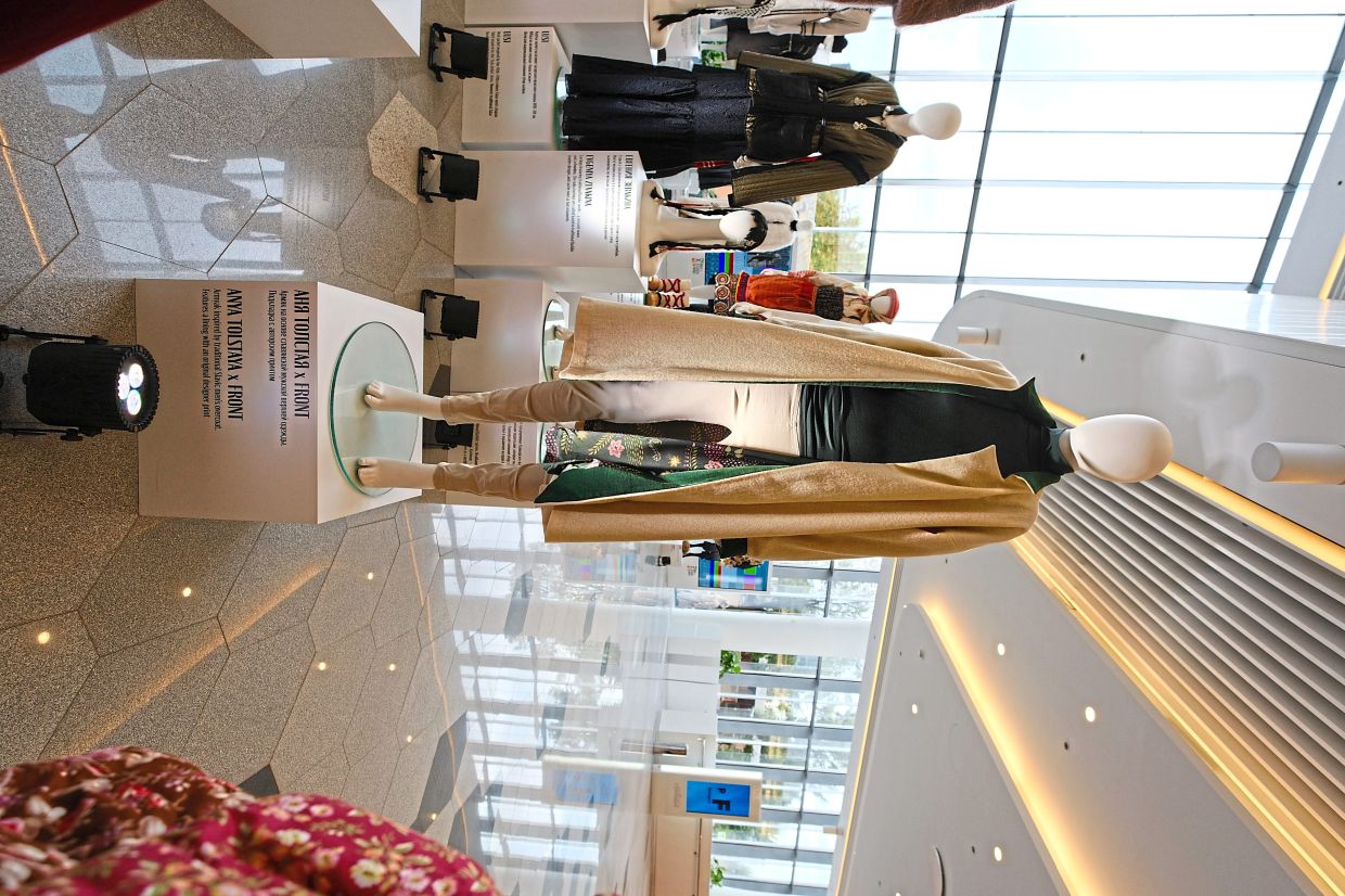 Fashion transcends borders, cultures and economies, with trends now spreading globally rather than being confined to local movements. Photo: BRICS+ Fashion Summit Press Service