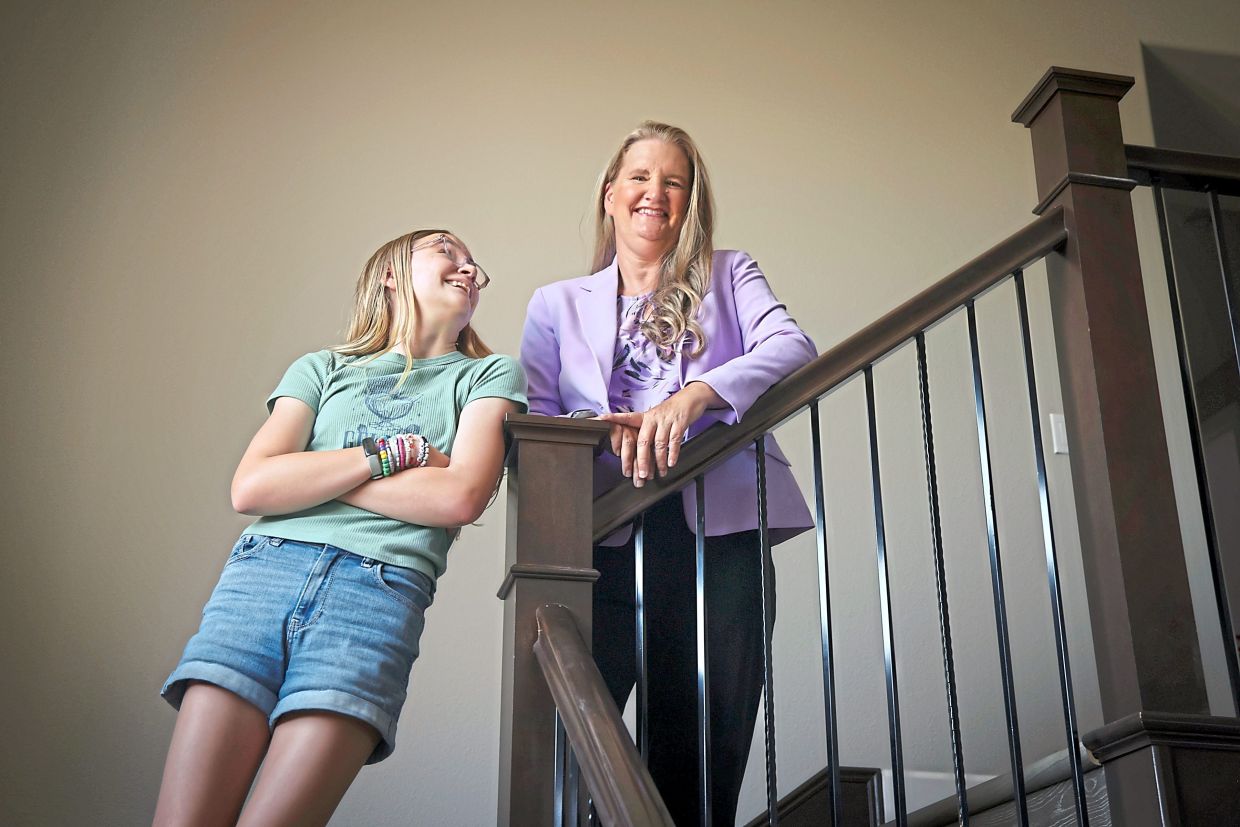 Twenge with her daughter Julia. Twenge has emerged as one of the research world’s loudest voices on what she sees as the risks of smartphones and social media for kids. Photo: SANDY HUFFAKER/The New York Times