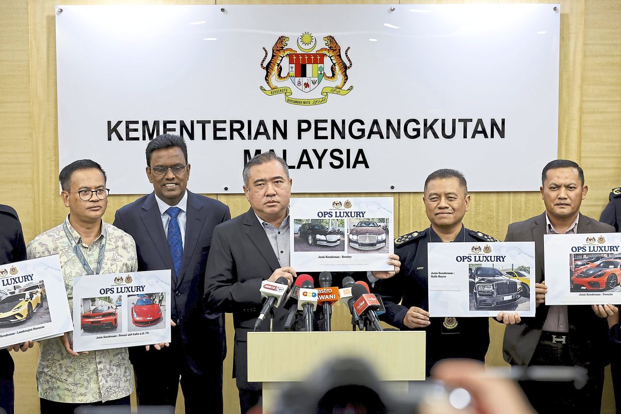 Gentle reminder: Loke speaking about Ops Luxury at a press conference regarding the latest developments in driving licence renewal at the Transport Ministry. — Bernama