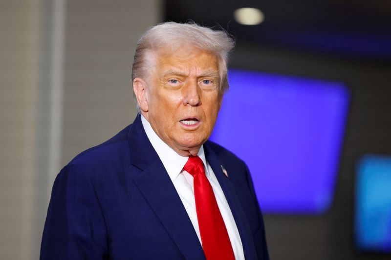 Exclusive-Trump to meet Pakistan PM Sharif on Thursday, official says 1 3538527