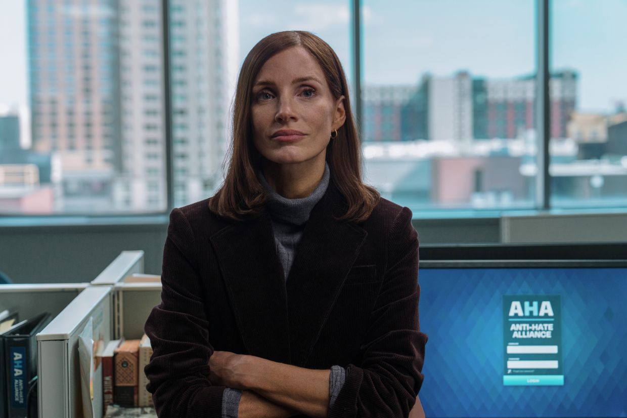 Jessica Chastain opposes Apple TV+ decision to delay 'The Savant' after ...