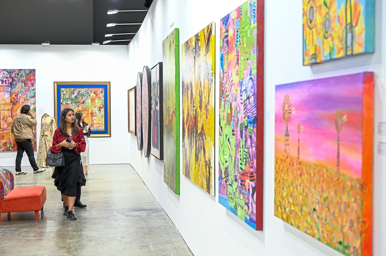 More than 30 local galleries and over 100 artists will come together at this weekend’s CIMB Artober Art & Soul event. Photo: The Star/Izzrafiq Alias